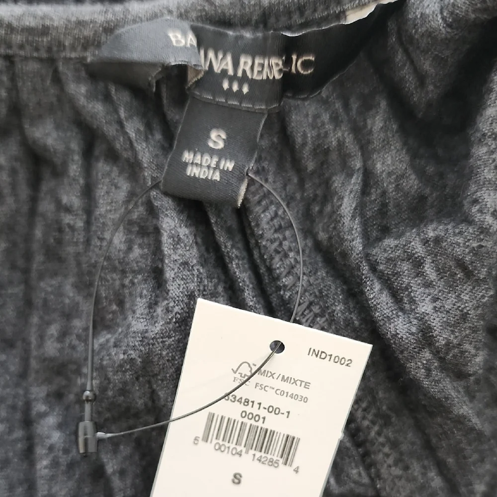 Banana Republic Charcoal Pleated Women's Top Size Small